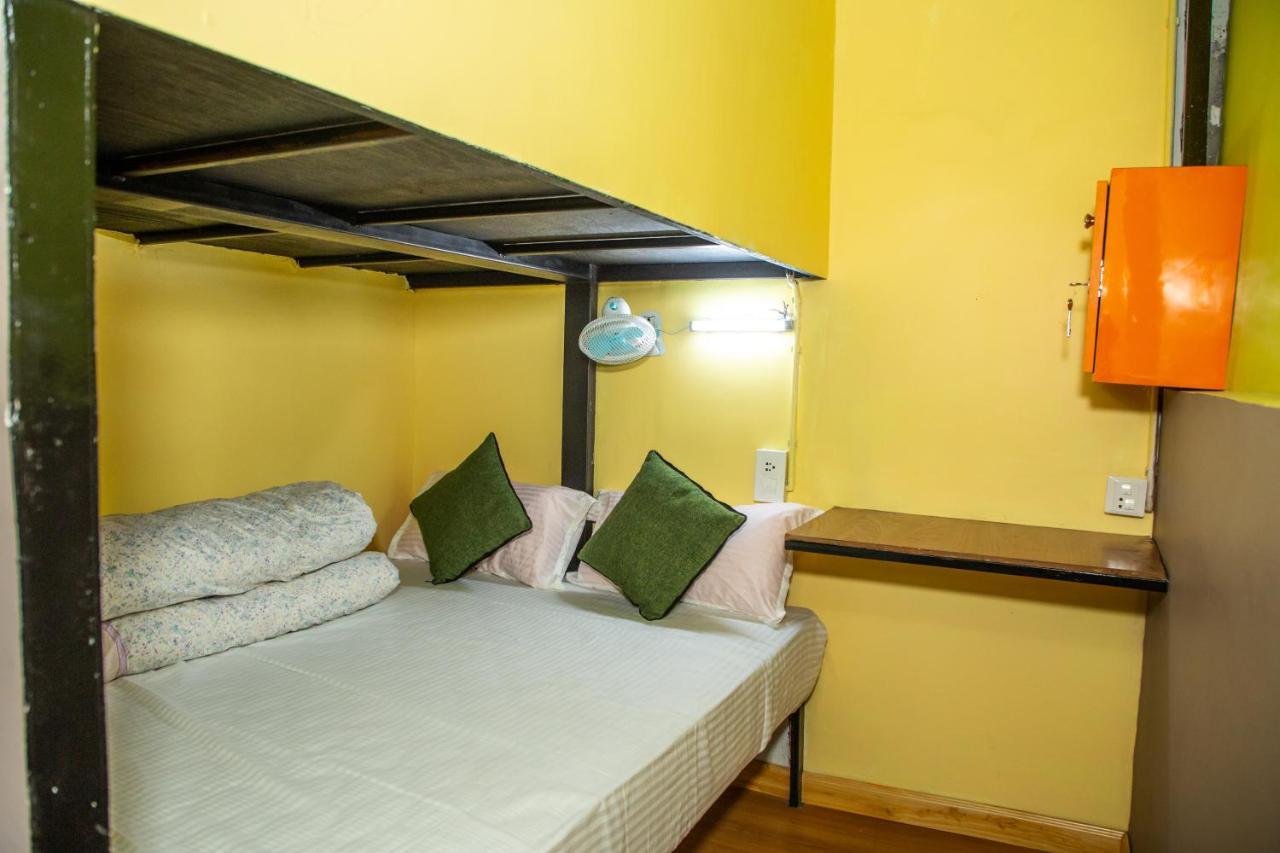 Trekkers Hostel Катманду Екстериор снимка