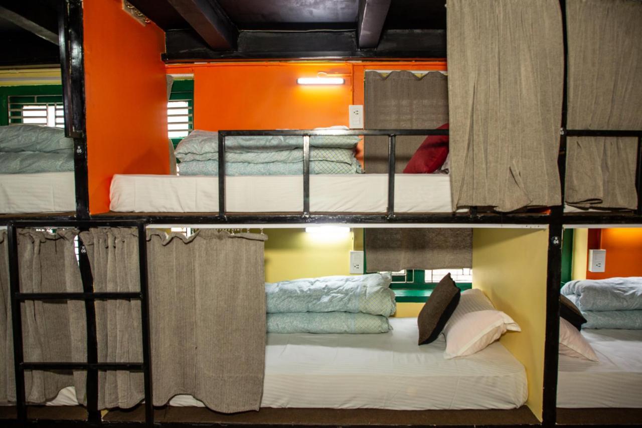 Trekkers Hostel Катманду Екстериор снимка