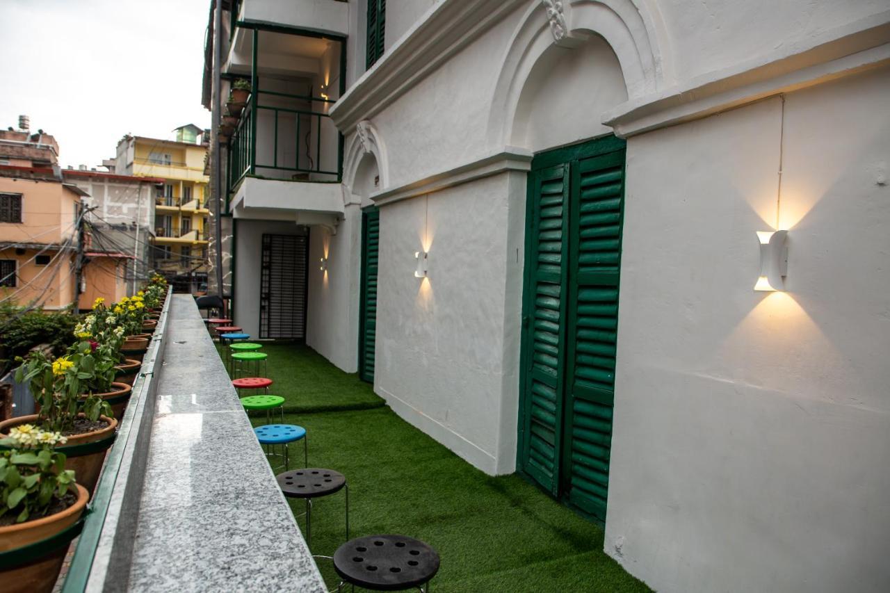 Trekkers Hostel Катманду Екстериор снимка